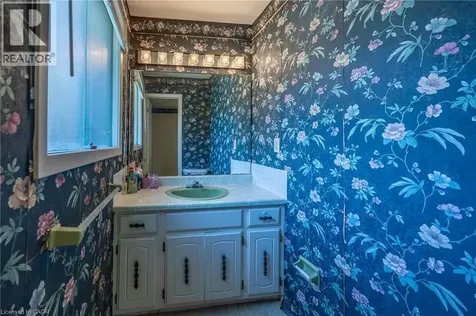 93 Oakwood Avenue Simcoe ON N3Y 4S1