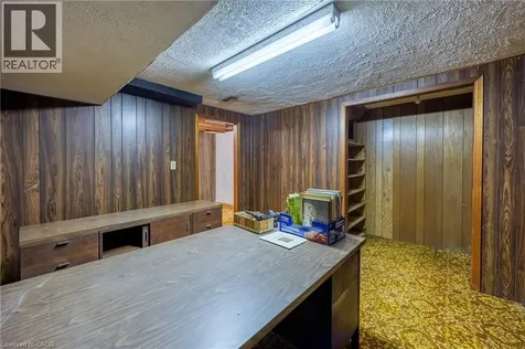 93 Oakwood Avenue Simcoe ON N3Y 4S1