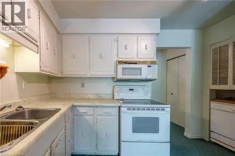 93 Oakwood Avenue Simcoe ON N3Y 4S1