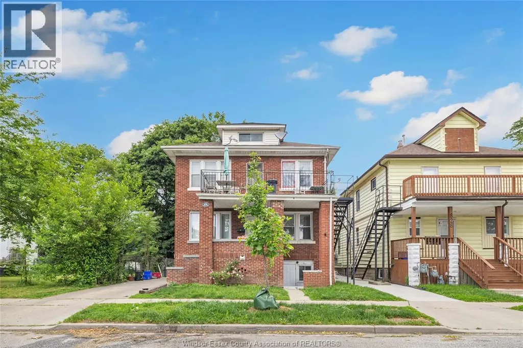 826 Jos Janisse Avenue Windsor ON N8Y 3A8