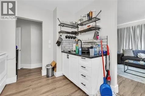 826 Jos Janisse Avenue Windsor ON N8Y 3A8