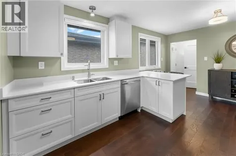 142 Marcella Crescent Hamilton ON L8K 6G3