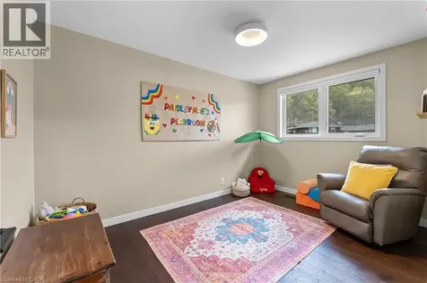 142 Marcella Crescent Hamilton ON L8K 6G3