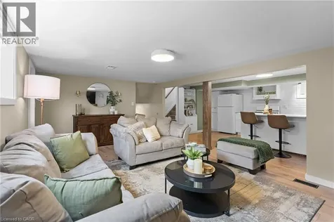 142 Marcella Crescent Hamilton ON L8K 6G3