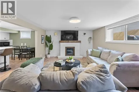 142 Marcella Crescent Hamilton ON L8K 6G3