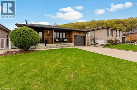 142 Marcella Crescent Hamilton ON L8K 6G3