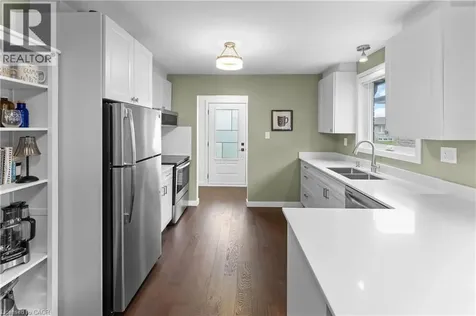 142 Marcella Crescent Hamilton ON L8K 6G3