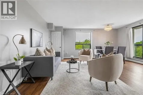 966 Queenston Road Stoney Creek ON L8G 1B7