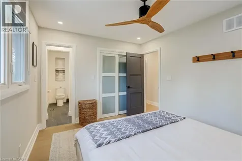 5226 Spruce Avenue Burlington ON L7L 1N1