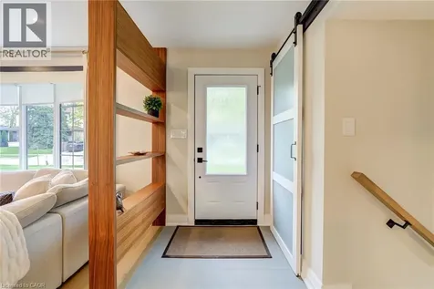 5226 Spruce Avenue Burlington ON L7L 1N1