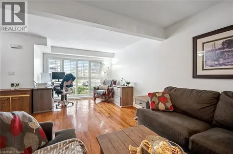 1418 Ghent Avenue Burlington ON L7S 1W8