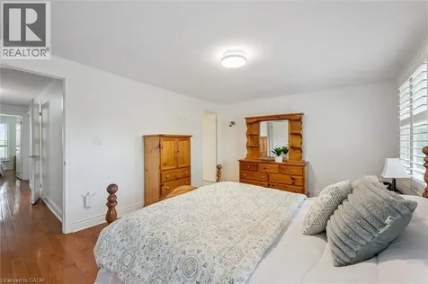 1418 Ghent Avenue Burlington ON L7S 1W8