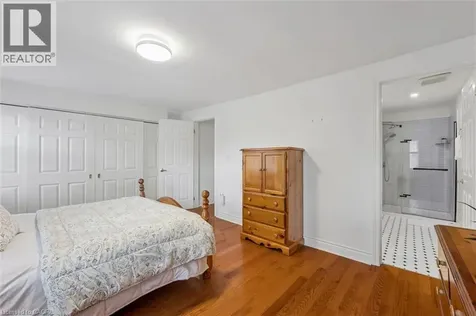 1418 Ghent Avenue Burlington ON L7S 1W8