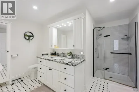 1418 Ghent Avenue Burlington ON L7S 1W8