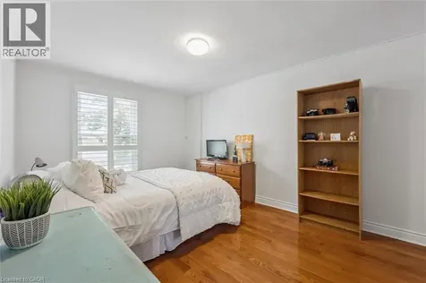 1418 Ghent Avenue Burlington ON L7S 1W8