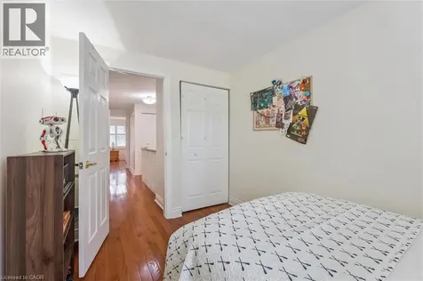 1418 Ghent Avenue Burlington ON L7S 1W8