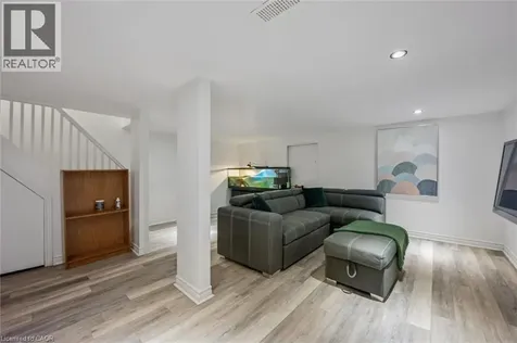 1418 Ghent Avenue Burlington ON L7S 1W8