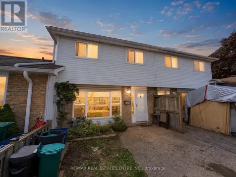 724 Parkview Crescent Cambridge ON N3H 4X9