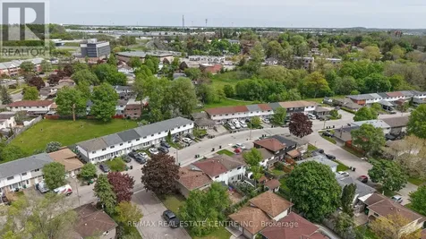 724 Parkview Crescent Cambridge ON N3H 4X9