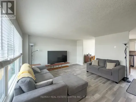 724 Parkview Crescent Cambridge ON N3H 4X9