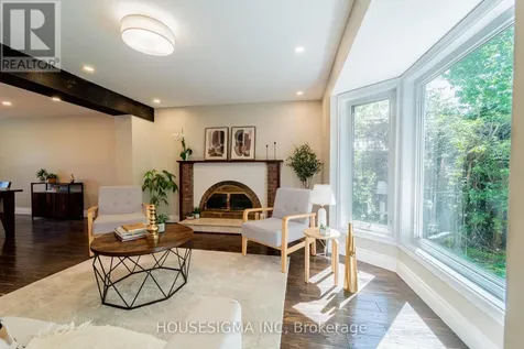 2032 Kings Grove Crescent Ottawa ON K1J 6G1
