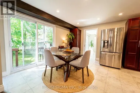 2032 Kings Grove Crescent Ottawa ON K1J 6G1