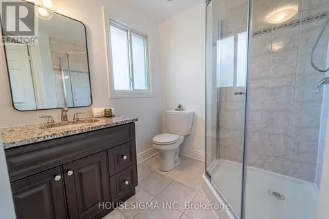 2032 Kings Grove Crescent Ottawa ON K1J 6G1
