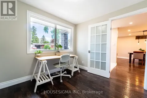 2032 Kings Grove Crescent Ottawa ON K1J 6G1