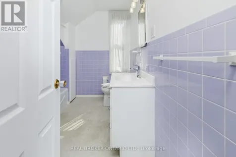 33 Victoria Street Carleton Place ON K7C 2W2