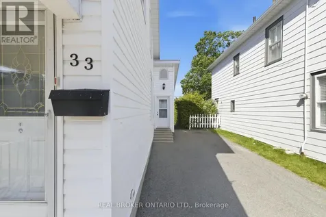33 Victoria Street Carleton Place ON K7C 2W2