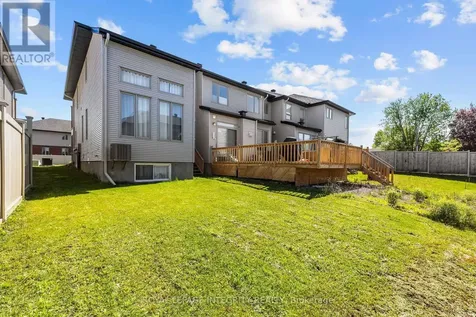 691 Capricorn Circle Ottawa ON K4M 0J5