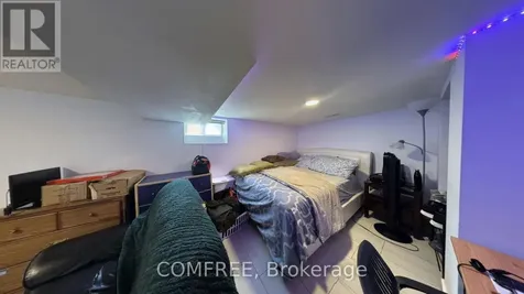 3277 Baby Street Windsor ON N9C 1K9