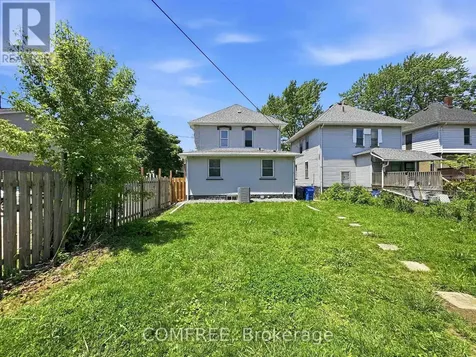 3277 Baby Street Windsor ON N9C 1K9