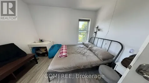 3277 Baby Street Windsor ON N9C 1K9