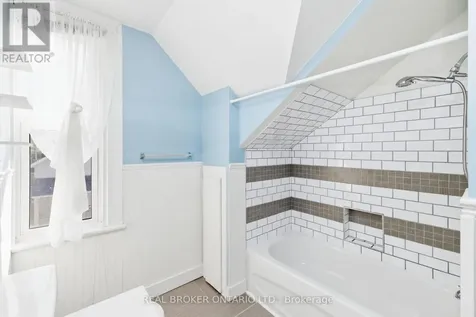 35 Victoria Street Carleton Place ON K7C 2W2