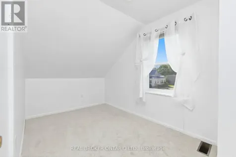 35 Victoria Street Carleton Place ON K7C 2W2