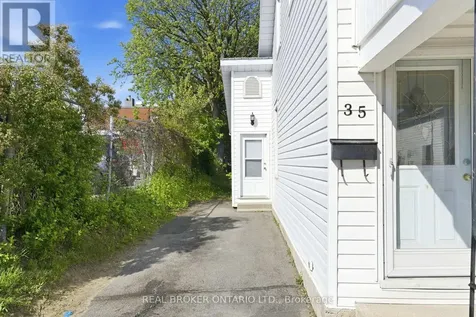 35 Victoria Street Carleton Place ON K7C 2W2
