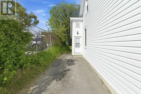35 Victoria Street Carleton Place ON K7C 2W2