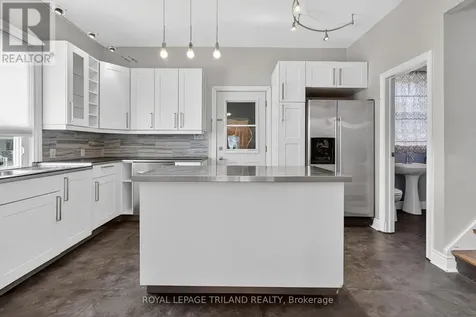 40 Metcalfe Street St. Thomas ON N5R 3K2
