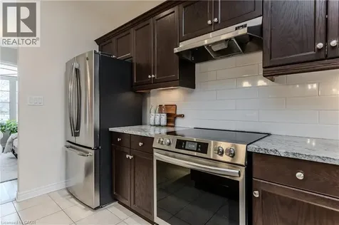 6863 St Michael Avenue Niagara Falls ON L2H 3N8