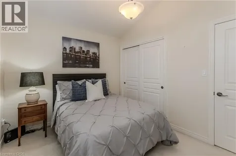 6863 St Michael Avenue Niagara Falls ON L2H 3N8