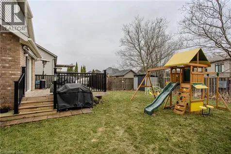 6863 St Michael Avenue Niagara Falls ON L2H 3N8
