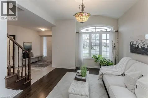 6863 St Michael Avenue Niagara Falls ON L2H 3N8