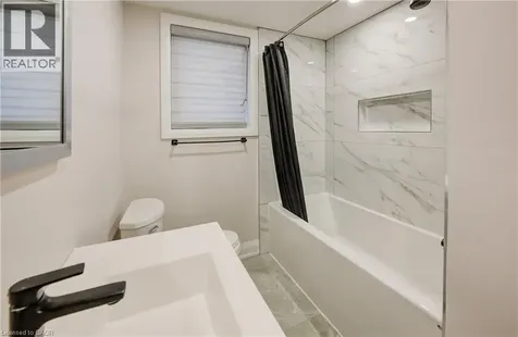 1100 Union Street Kitchener ON N2H 6K1