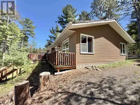 448G Reef Pt Road Fort Frances ON P9A 3M3