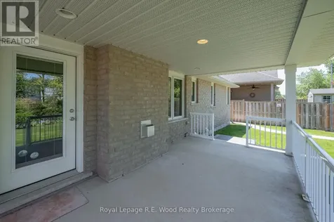 16 Colin Avenue Tillsonburg ON N4G 0E5