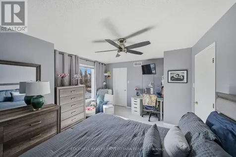 1902 Hennessy Crescent Ottawa ON K4A 3X7