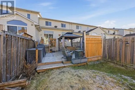 1902 Hennessy Crescent Ottawa ON K4A 3X7