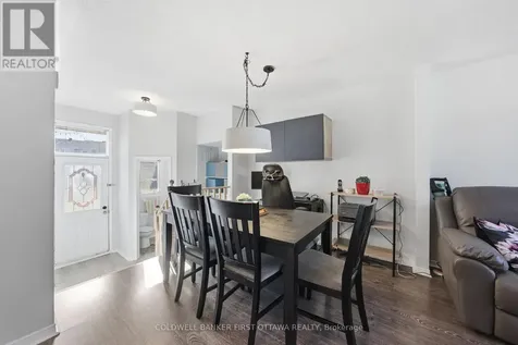 1902 Hennessy Crescent Ottawa ON K4A 3X7