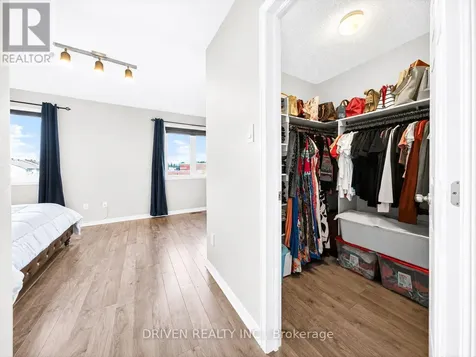 627 Via Campanale Avenue Ottawa ON K2J 4A2